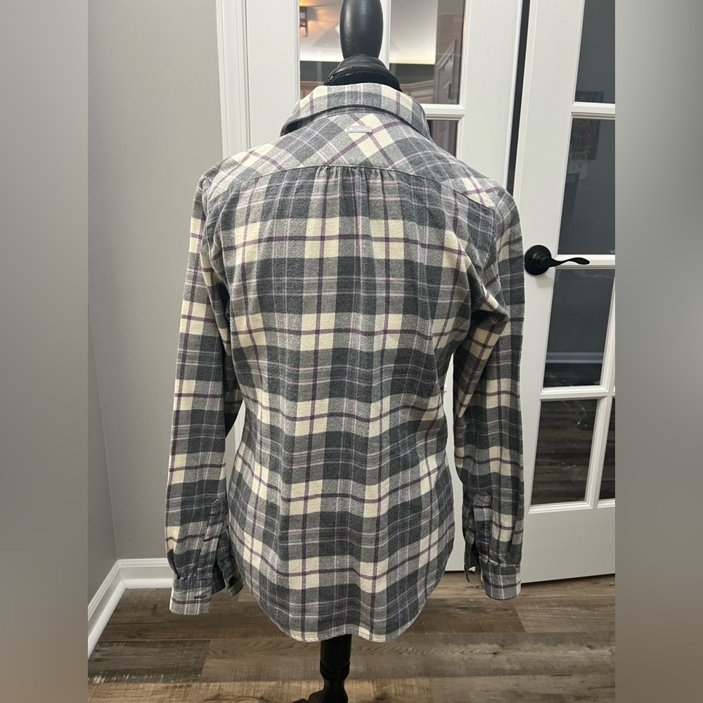 Columbia Gray, Cream & Purple Plaid Button-Up Size S Like new - Picture 4 of 9